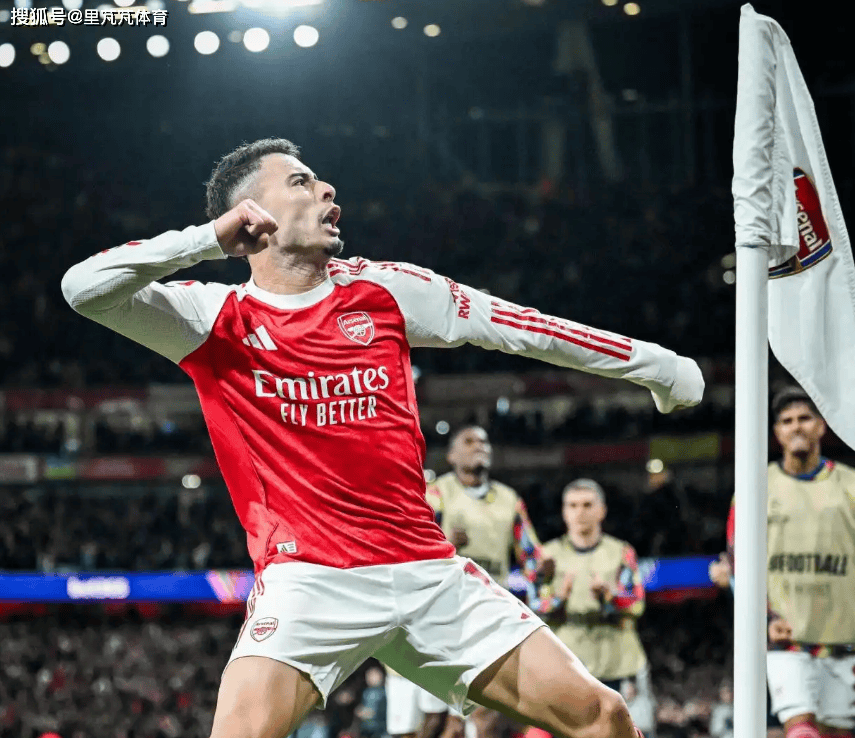 4-0横扫马竞！阿森纳摧枯拉朽展现争冠实力，大中锋梅开二度解气